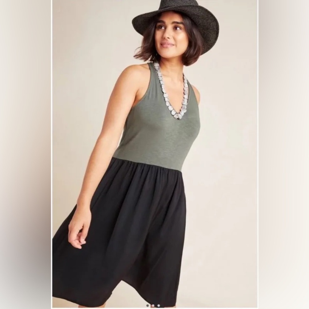 Anthropologie Dolan Fabians XS khaki top with black lined bottom midi dress
